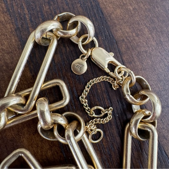 NWOT! Madewell Elegant Gold Chain Necklace - 16” - 18” length - Picture 2 of 3